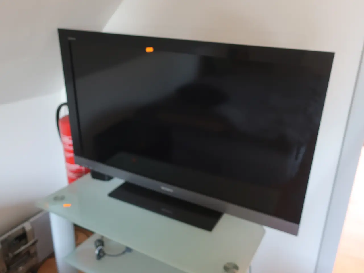 Billede 1 - TV-bord samt fjernsyn SONY Bravia