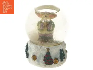 Snekugle med rensdyrfigur (str. 8,5 cm)