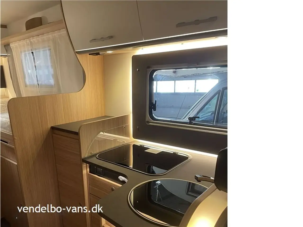 Billede 7 - 2026 - SunLight I 67S Aut.   Enkeltsenge - stor garage - 180 HK automatgear