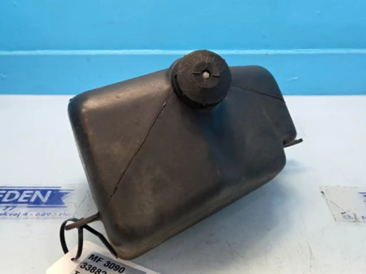Billede 4 - Massey Ferguson 3090 Sprinklervæskebeholder 3388249M2