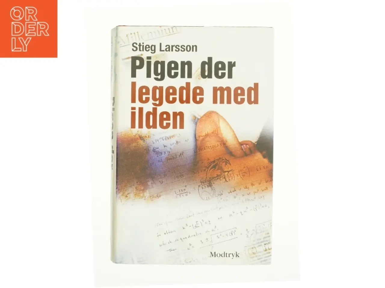 Billede 1 - Pigen der legede med ilden af Stieg Larsson (bog)