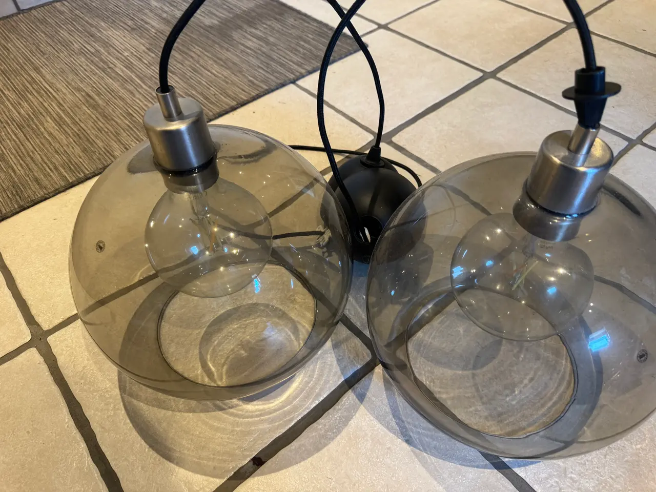 Billede 1 -  2 stk. IKEA pendellamper med WiZ smartpærer – sæl