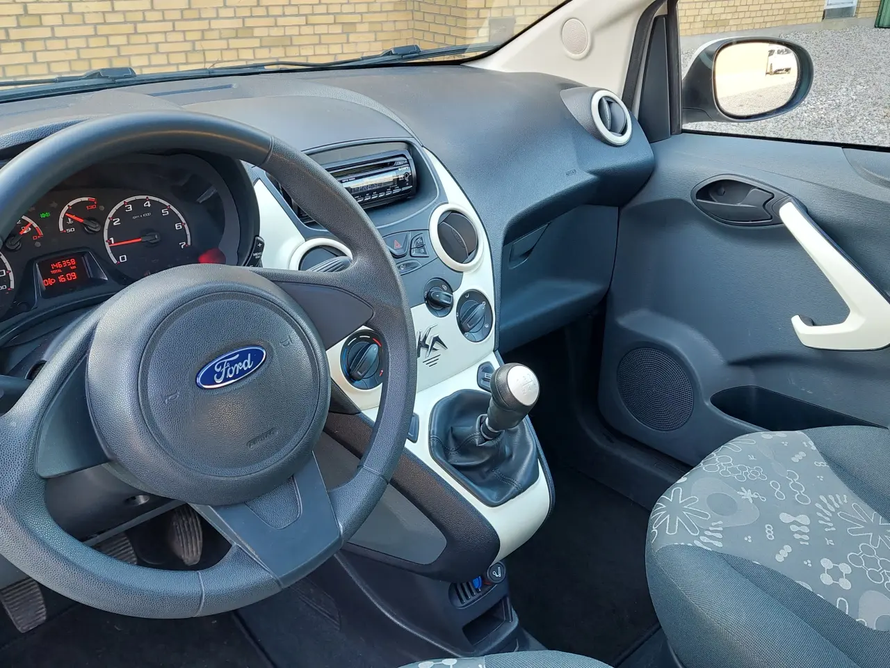 Billede 8 - NYSYNET FORD KA 1,2 MED LAVT KM. TAL