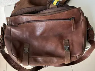 Cross body, Aunts & Uncles