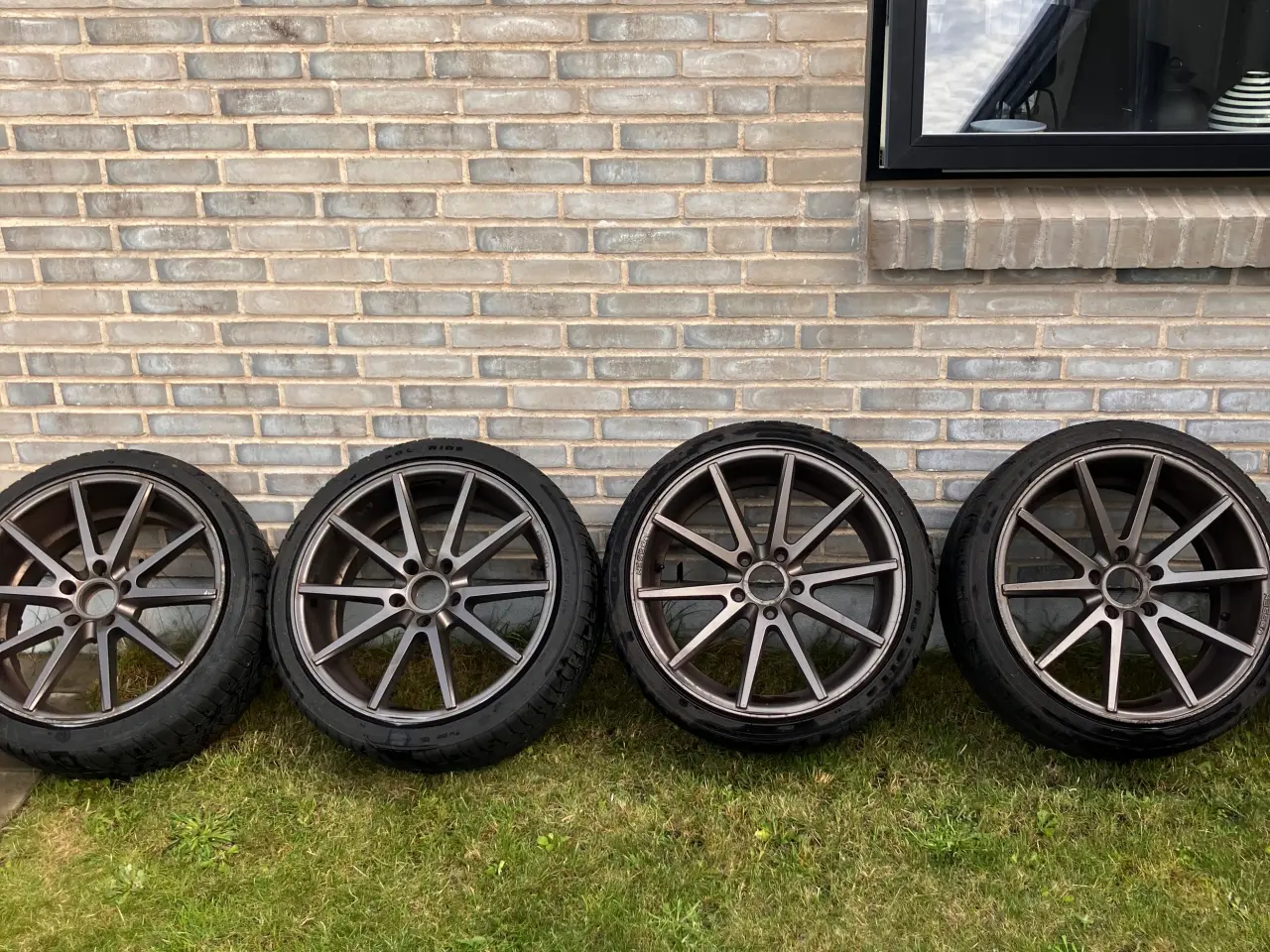 Billede 1 - Vossen fælge - har kørt på en bmw F-11