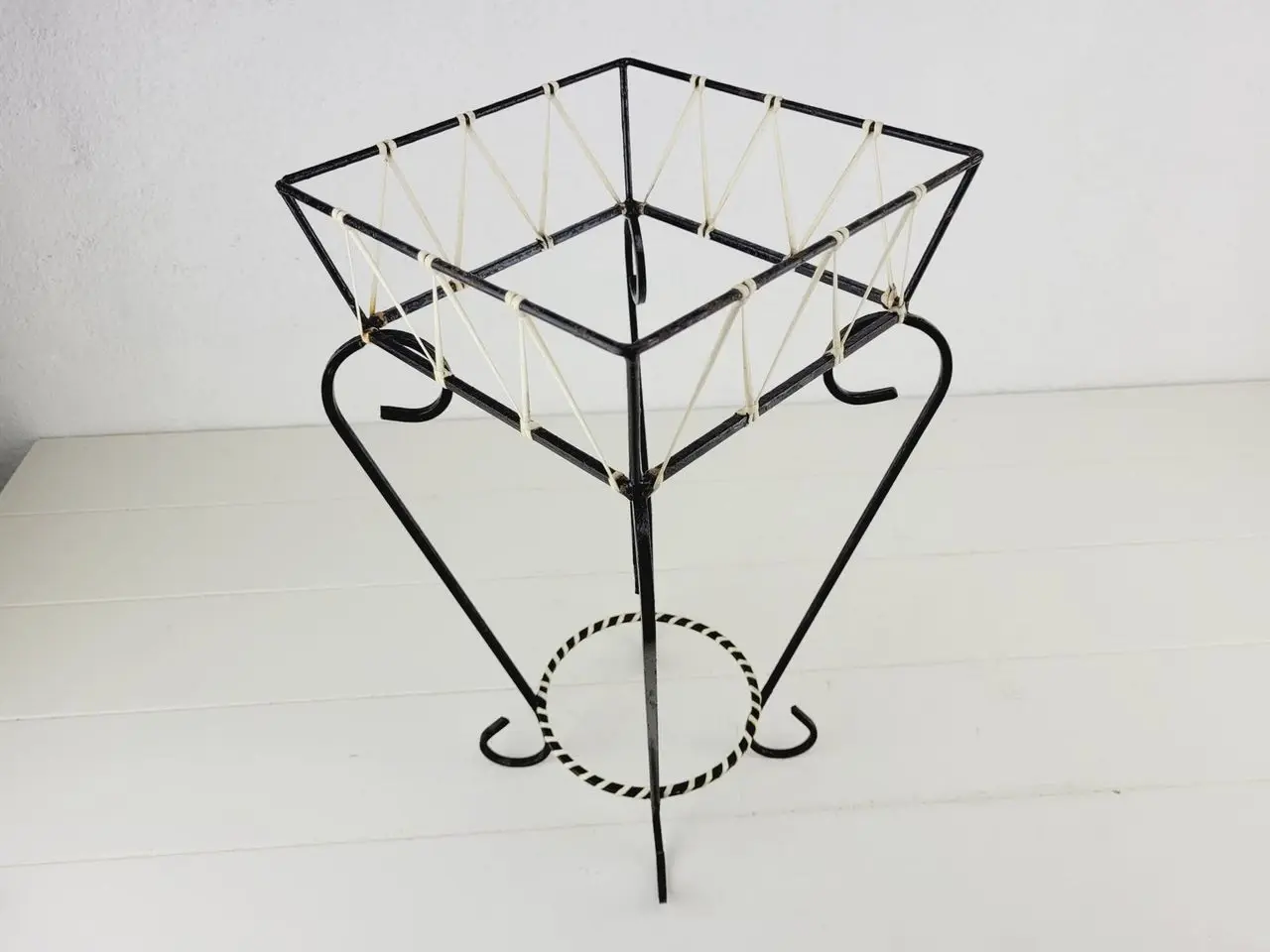 Billede 7 - ⭐️ Vintage Plante / Blomsteropsats i Metal