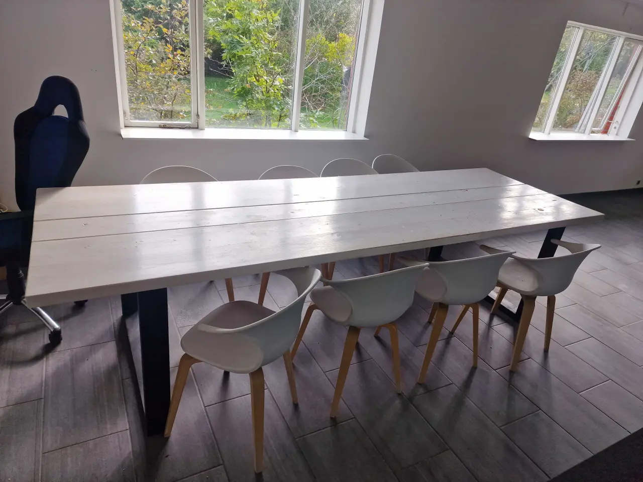 Billede 1 - Spisebord med 8 stole 