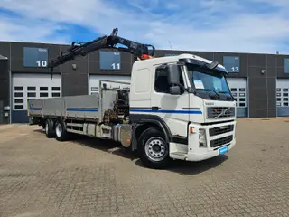 Volvo FM300 6X2-4, Kran