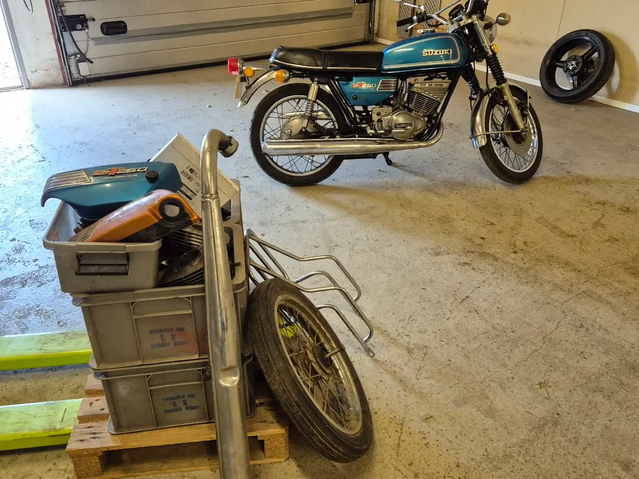 Billede 2 - Renoveret nysynet suzuki gt 250