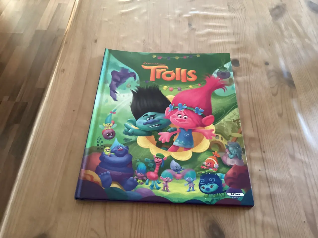 Billede 1 - Trolls Figurer, Bog, Taske
