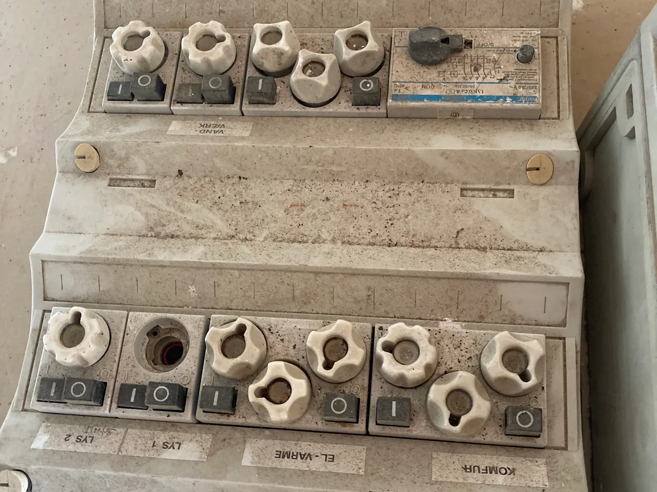 Billede 6 - Eltavle brugt