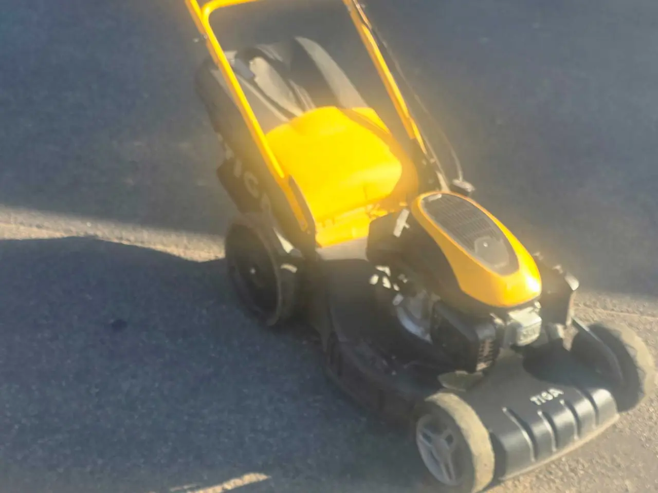 Billede 4 - Plæneklipper virker perfekt også selvkørende 