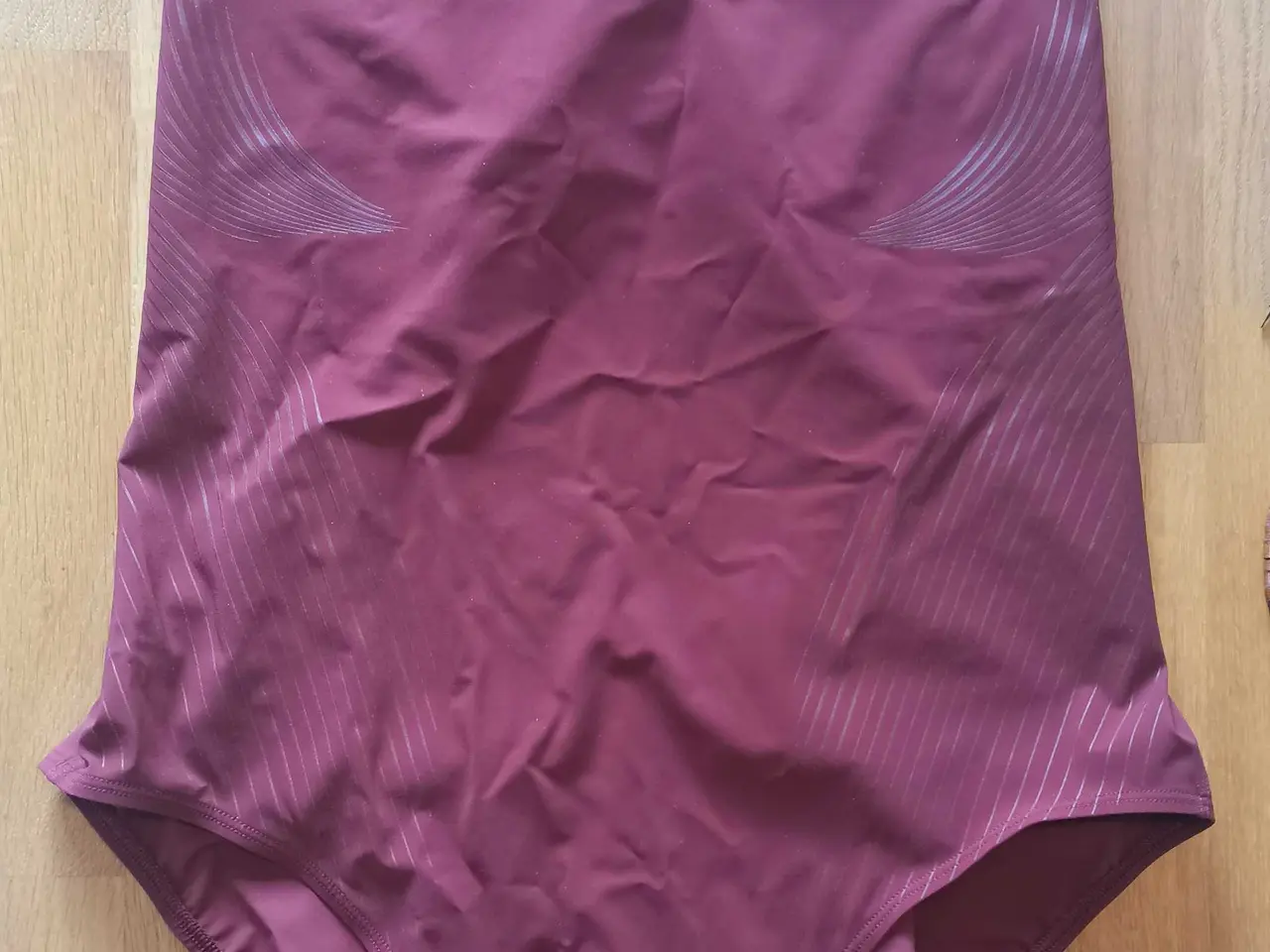 Billede 1 - Adidas Lanelux Y-Back badedragt