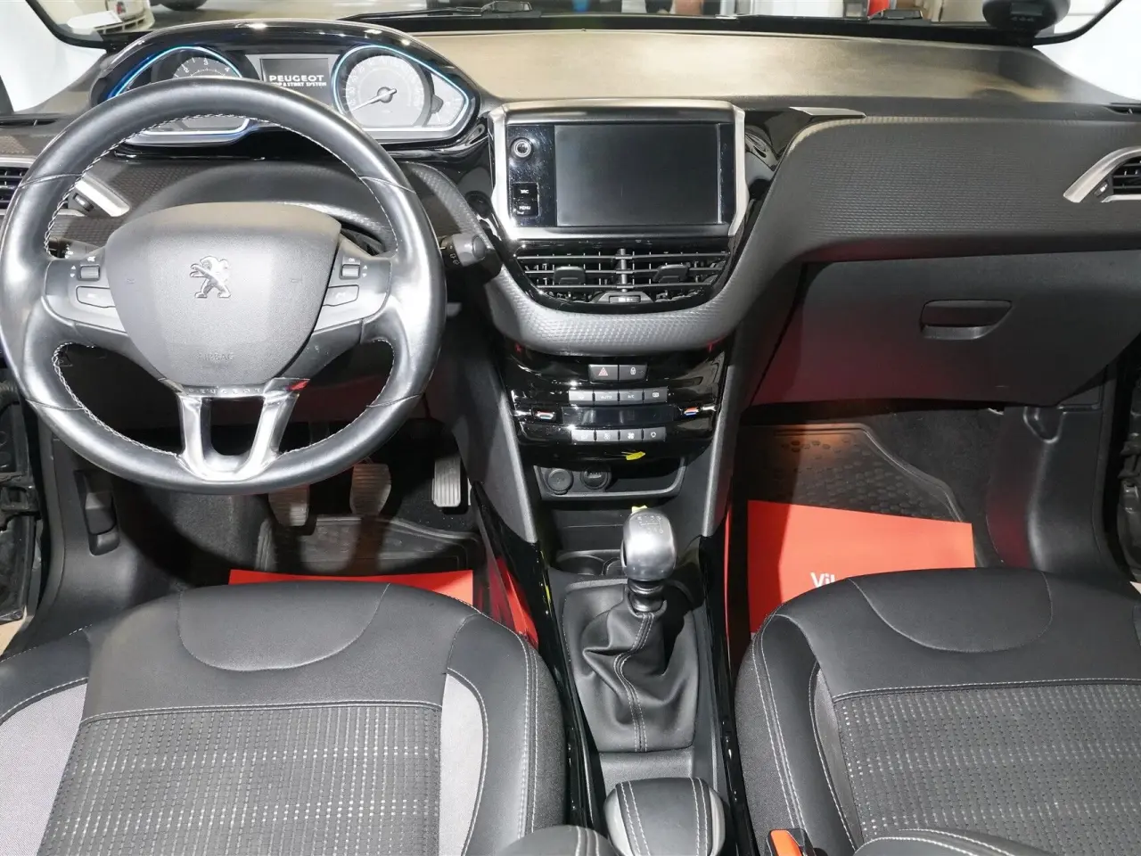 Billede 15 - Peugeot 2008 1,5 BlueHDi Allure 100HK 5d 6g