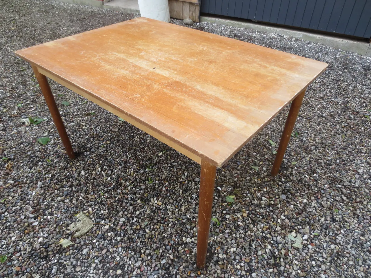 Billede 2 - 5  stk Teak spiseborde 