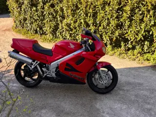 Honda VFR 750 RC36-2