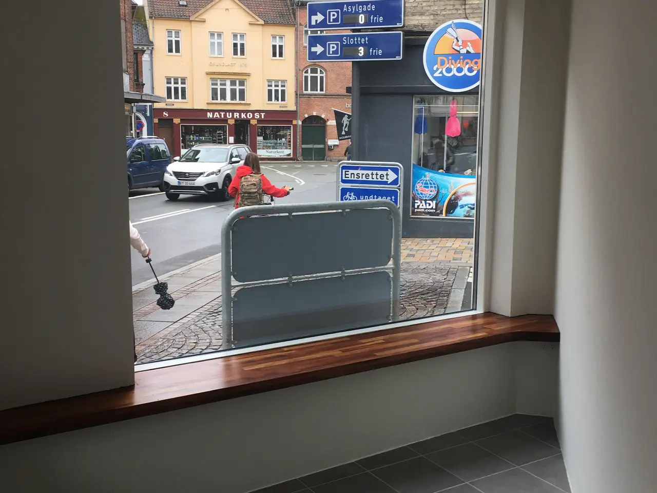 Billede 6 - Lille butik i Odense C