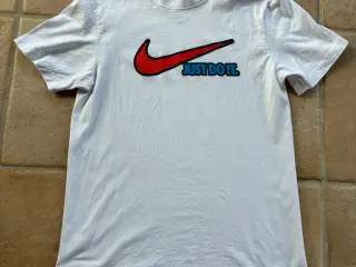 Nike T-shirt str.S