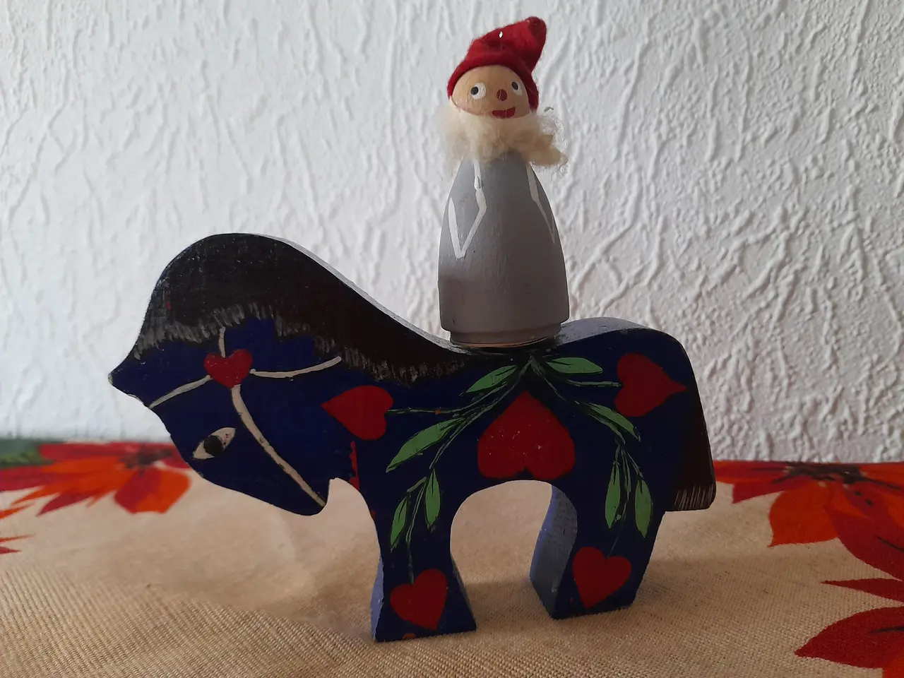 Billede 8 - Retro Jali nisse og træhest til kertelys.