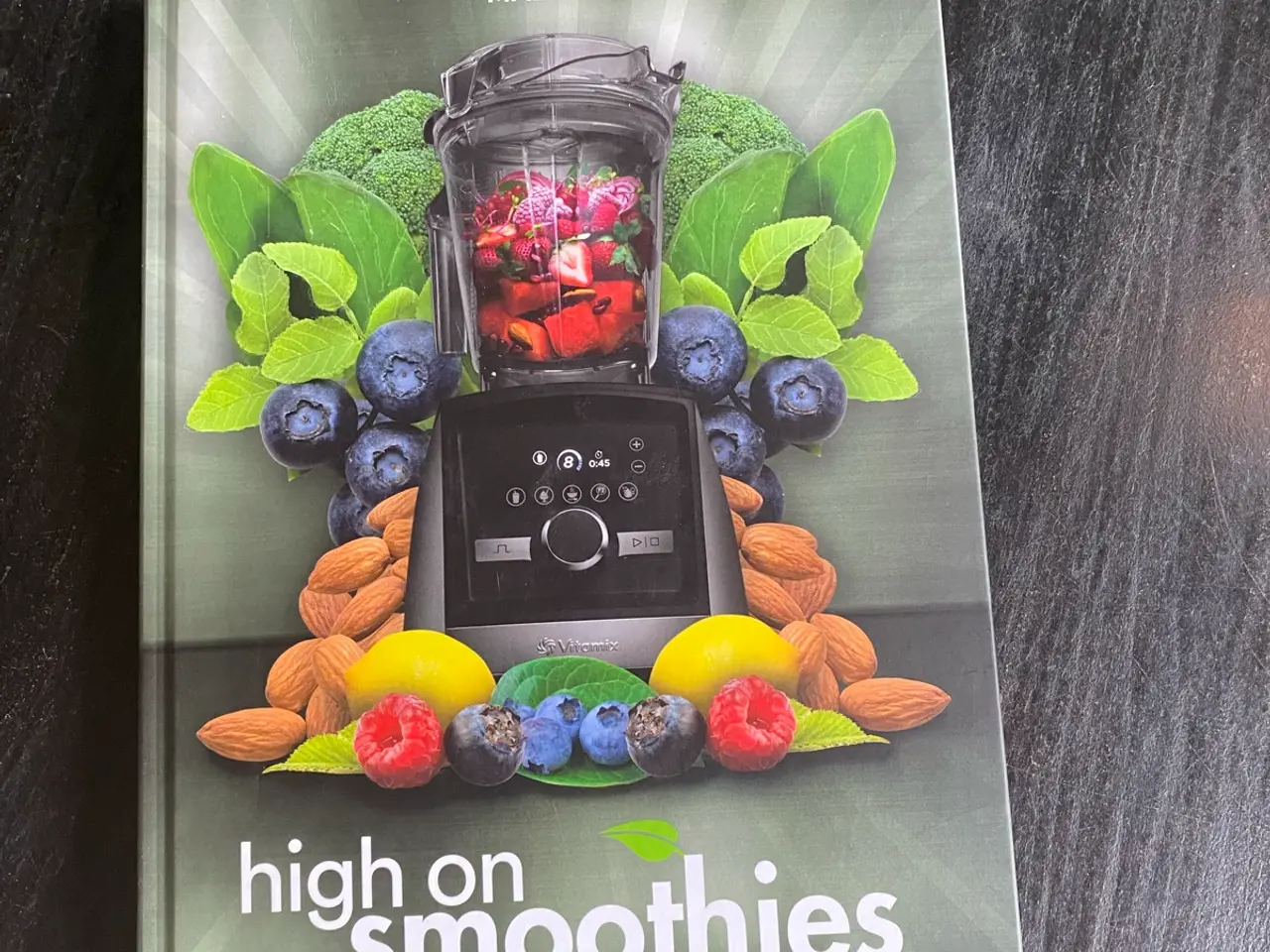 Billede 1 - High on Smoothies – opskriftsbog om smoothies og g