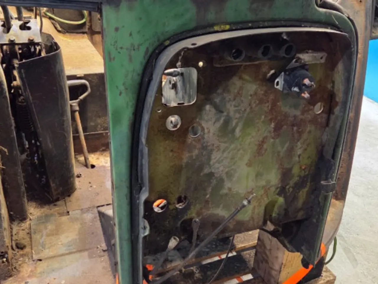 Billede 2 - John Deere 4040 Kabine AR54673