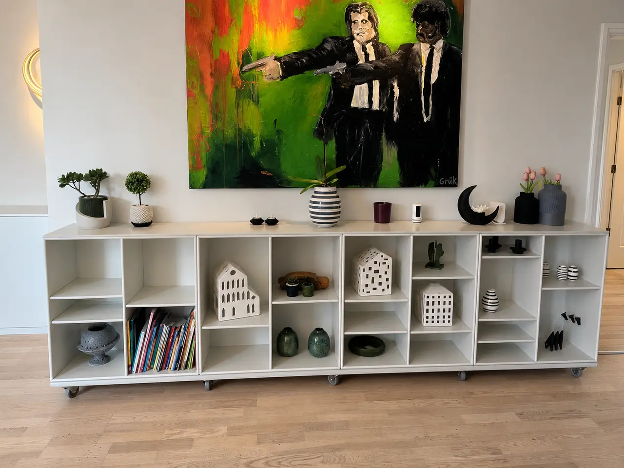 Billede 1 - Montana reol 280 cm – lang topplade og hjul
