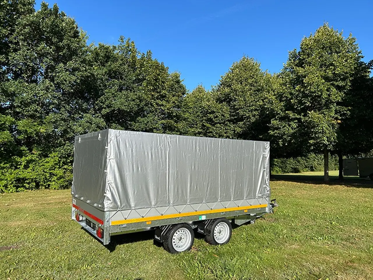 Billede 2 - Høj presenning til Eduard 3318 trailer