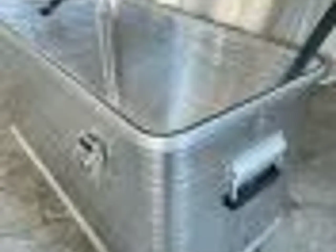 Billede 3 - Alu-kasse 91 liter
