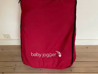 Baby Jogger klapvogn rød med transporttaske