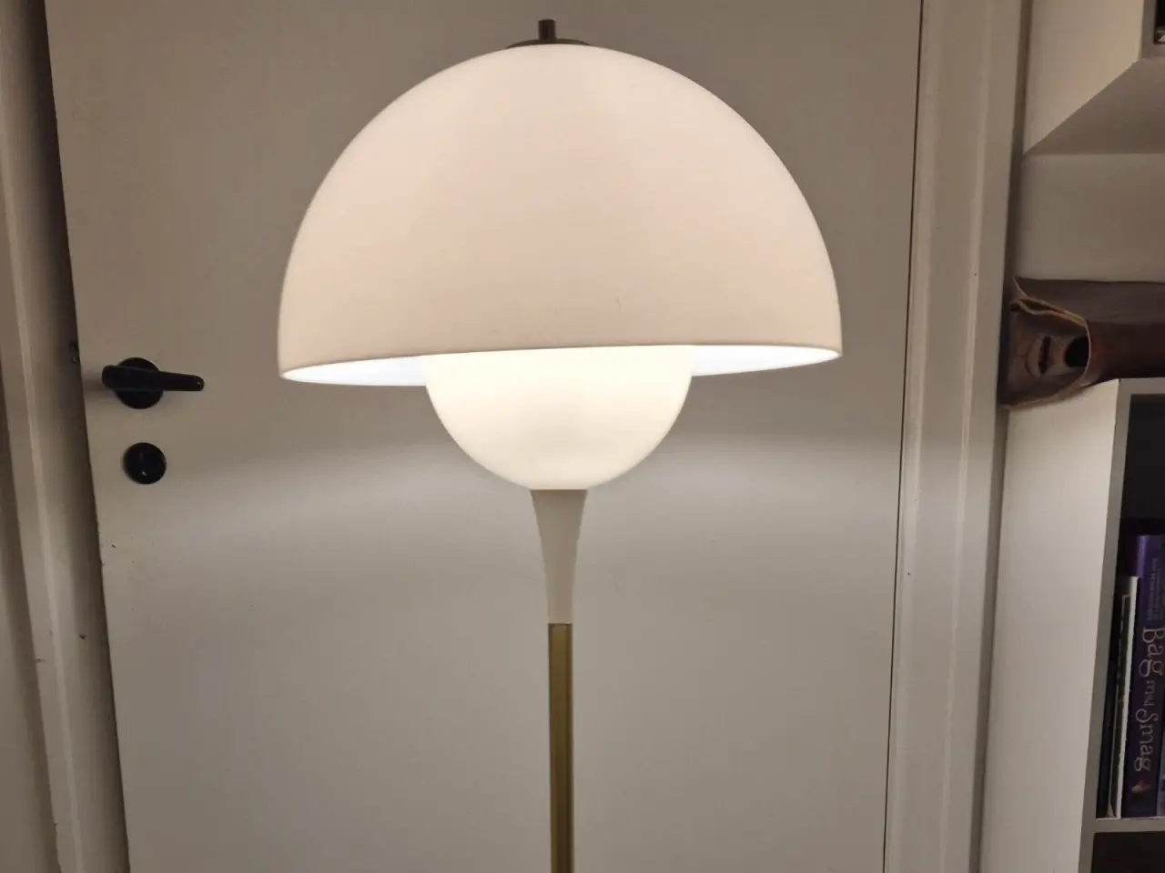Billede 3 - Trixel gulvlampe designet af Bent Karlby