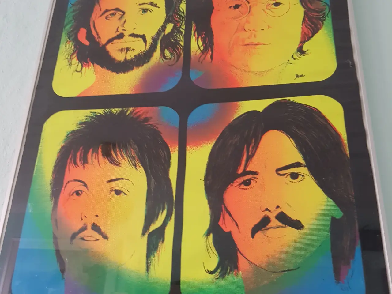 Billede 1 - billeder med Beatles glas og alum. ramme.