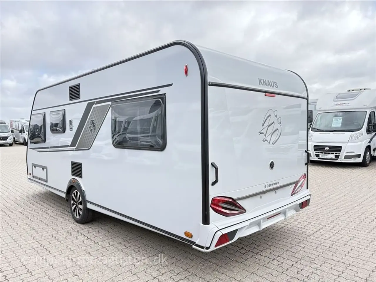 Billede 2 - 2026 - Knaus Südwind 540 UE   Knaus Südvind 540 UE Black Selection 2026 - kan snart ses hos Camping-Specialisten.dk
