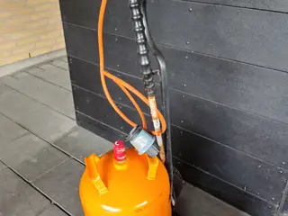 Komplet ukrudtsbrænder med fyldt gasflaske