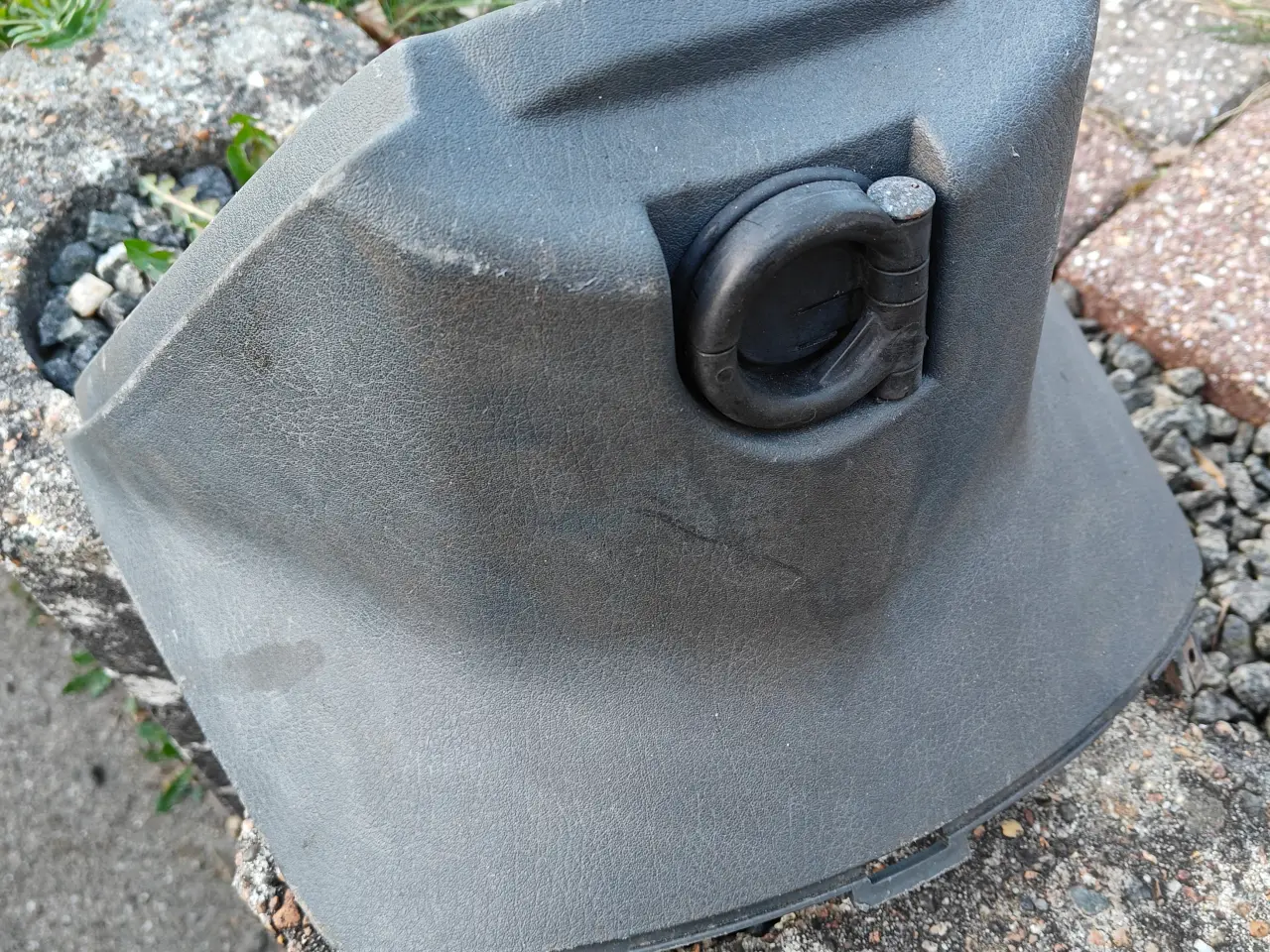 Billede 1 - Piaggio Fly. Original Skjold under Sædet 