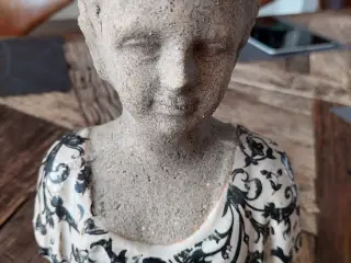 Kvindebuste