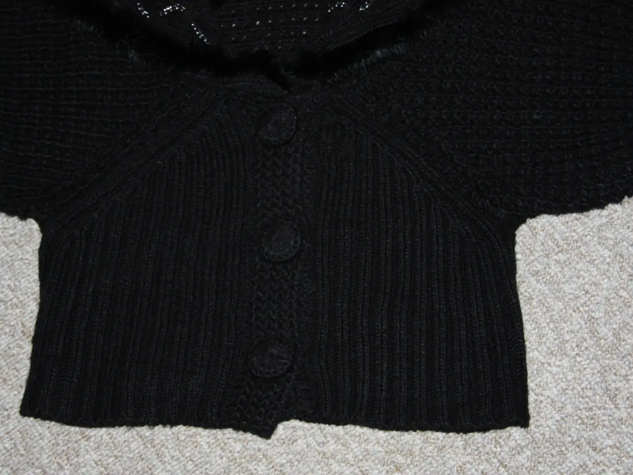 Billede 3 - Onlyfashion sweater str. M/L med pels