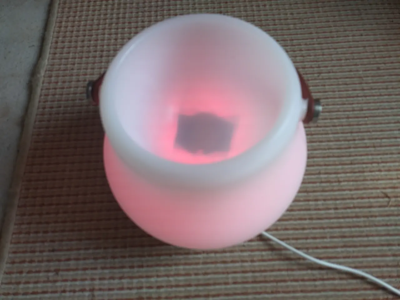 Billede 1 - LED-lampe med Bluetooth-højttaler