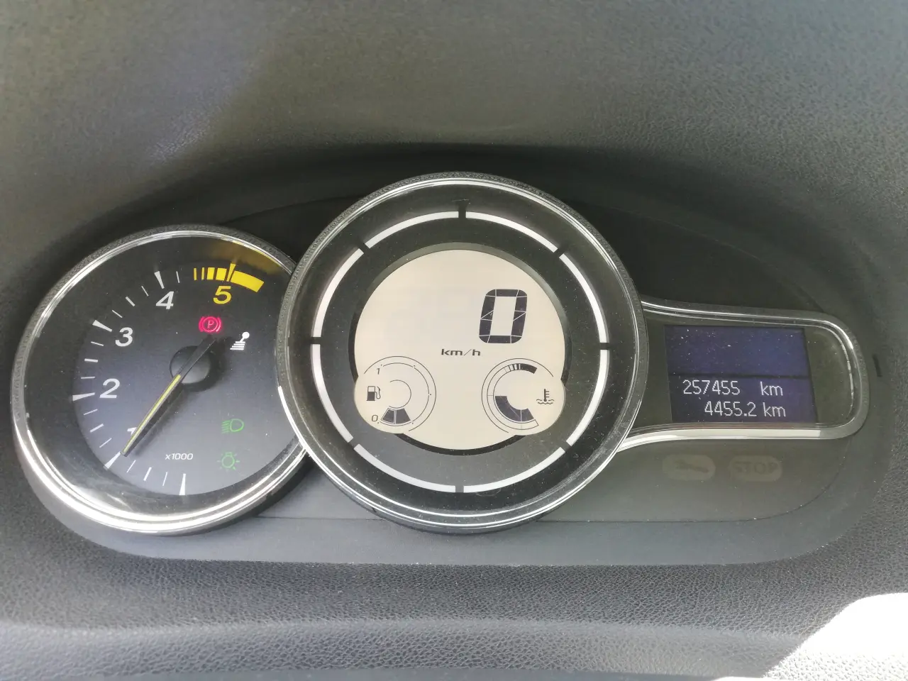 Billede 11 - Renault Megane Coupe 1,9 cdi 130Med Partikelfilter