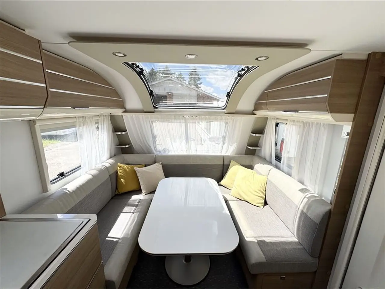 Billede 8 - 2020 - Adria Adora 613 UT Queensbed-Endebad-Gulvtemp.-Mover