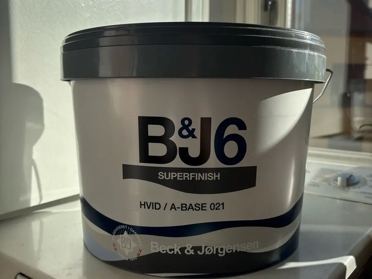 Billede 1 - Beck og Jørgensen 6 hvid superfinish maling