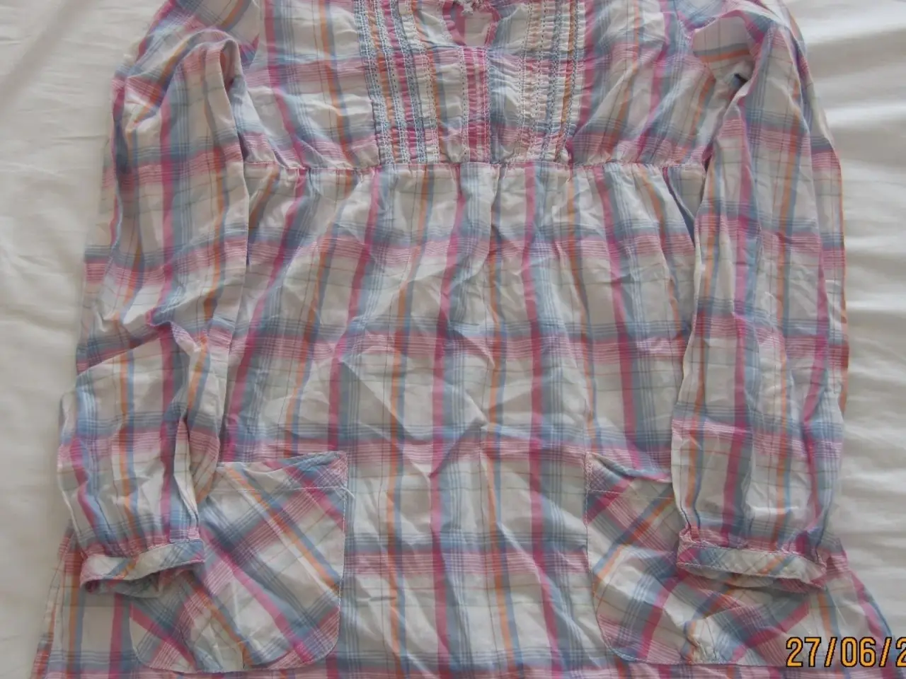 Billede 1 - Flot tern blå/pink bluse