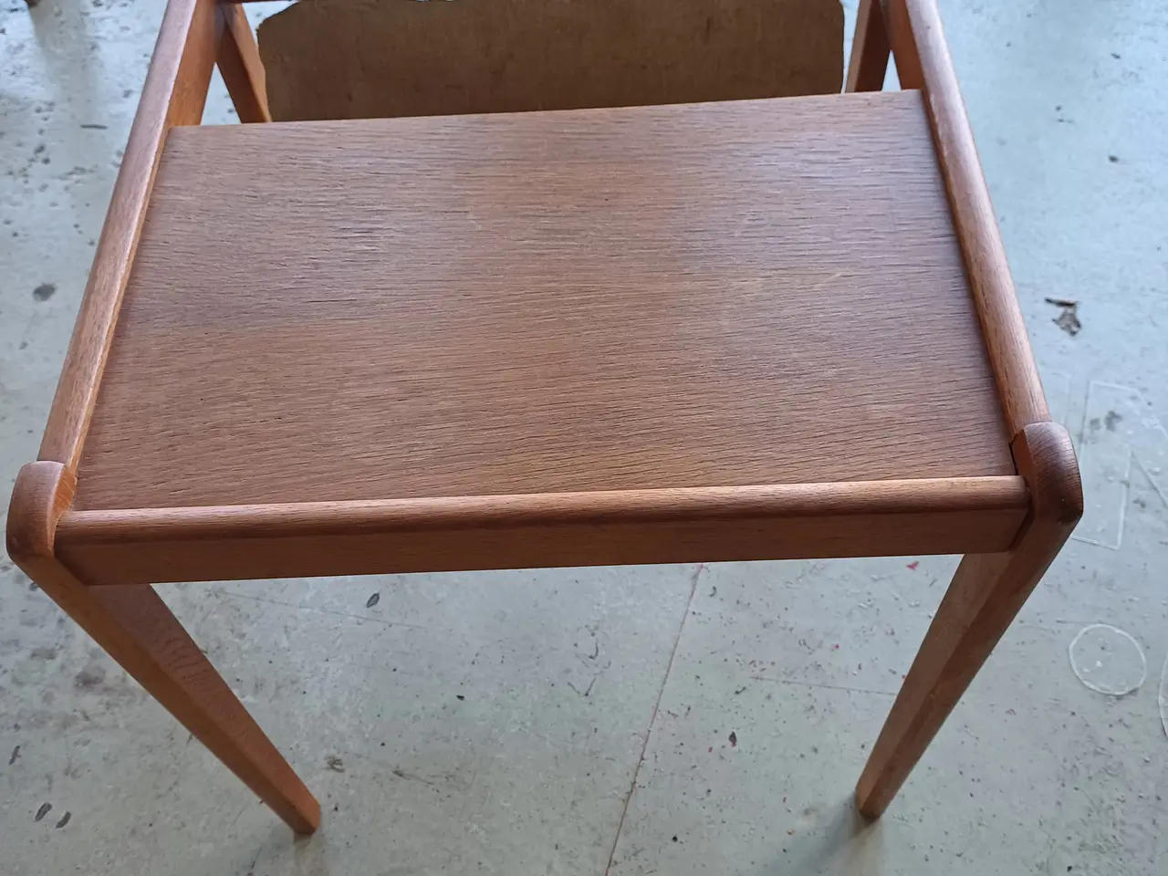 Billede 1 - Furbo sidebord i teak med magasinholder