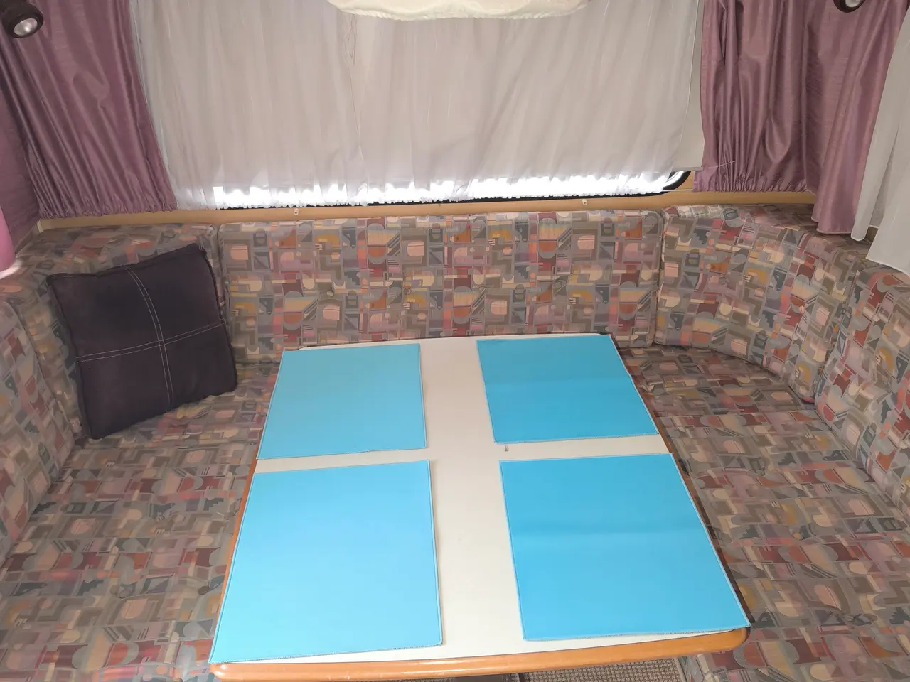 Billede 3 - Dethleffs RM 5 Campingvogn – 1993 – 4 sovepladser