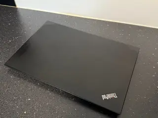 Lenovo x280 med touchskærm