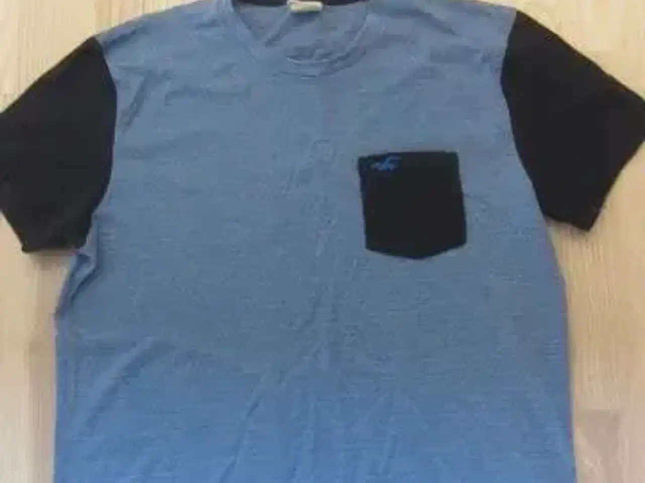 Billede 1 - Str. S, HOLLISTER t-shirt