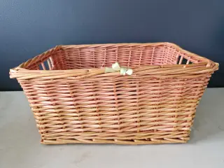 Pileflet kurv