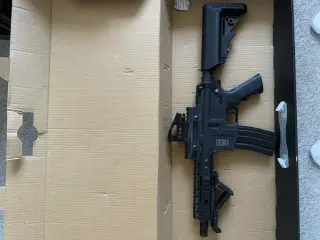 Airsoft våben + tilbehør