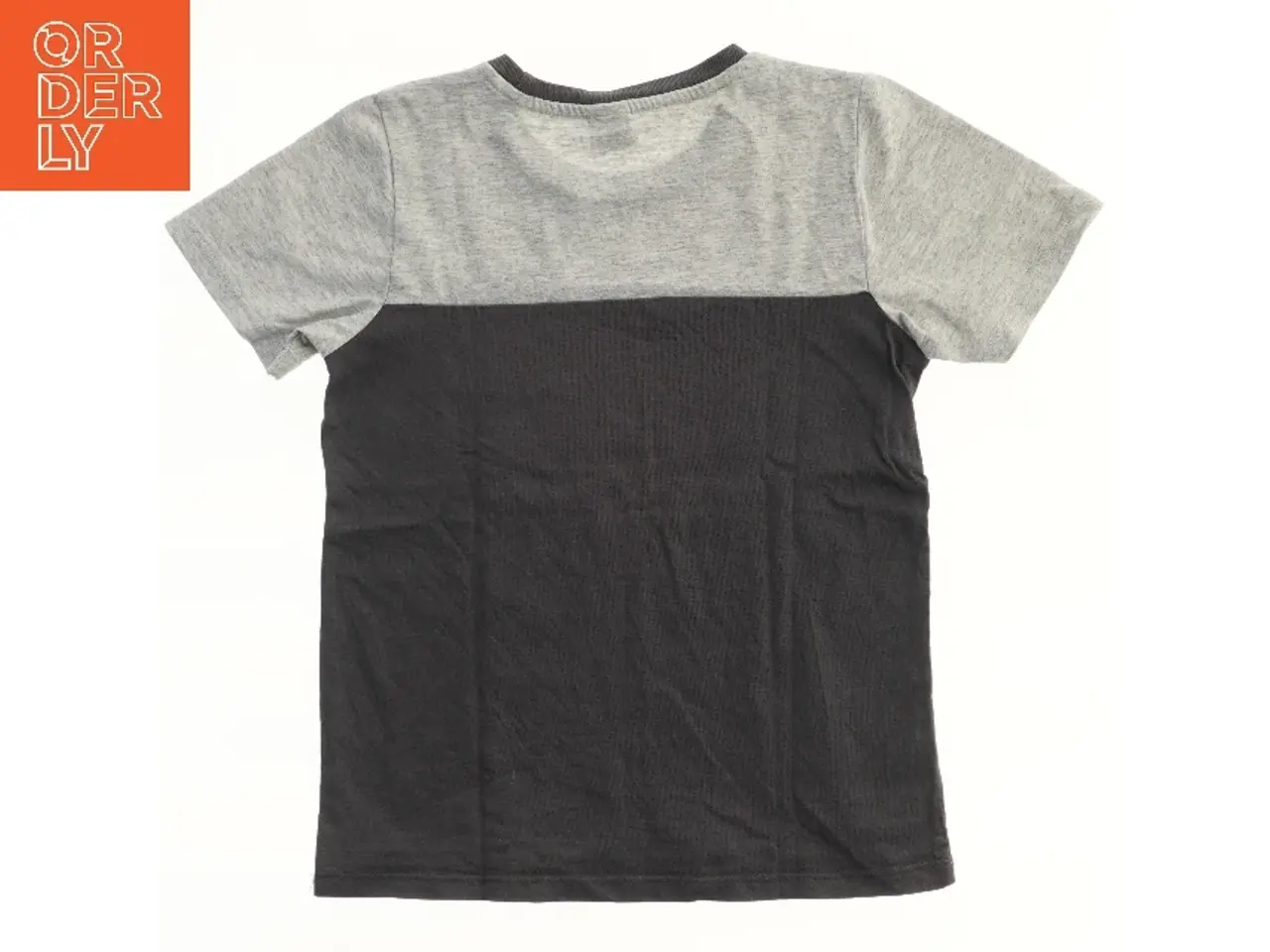 Billede 2 - T-shirt med farveblok fra LC Waikiki (str. 116)