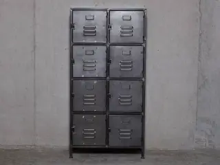 Nyt LOCKER skab 8 rums