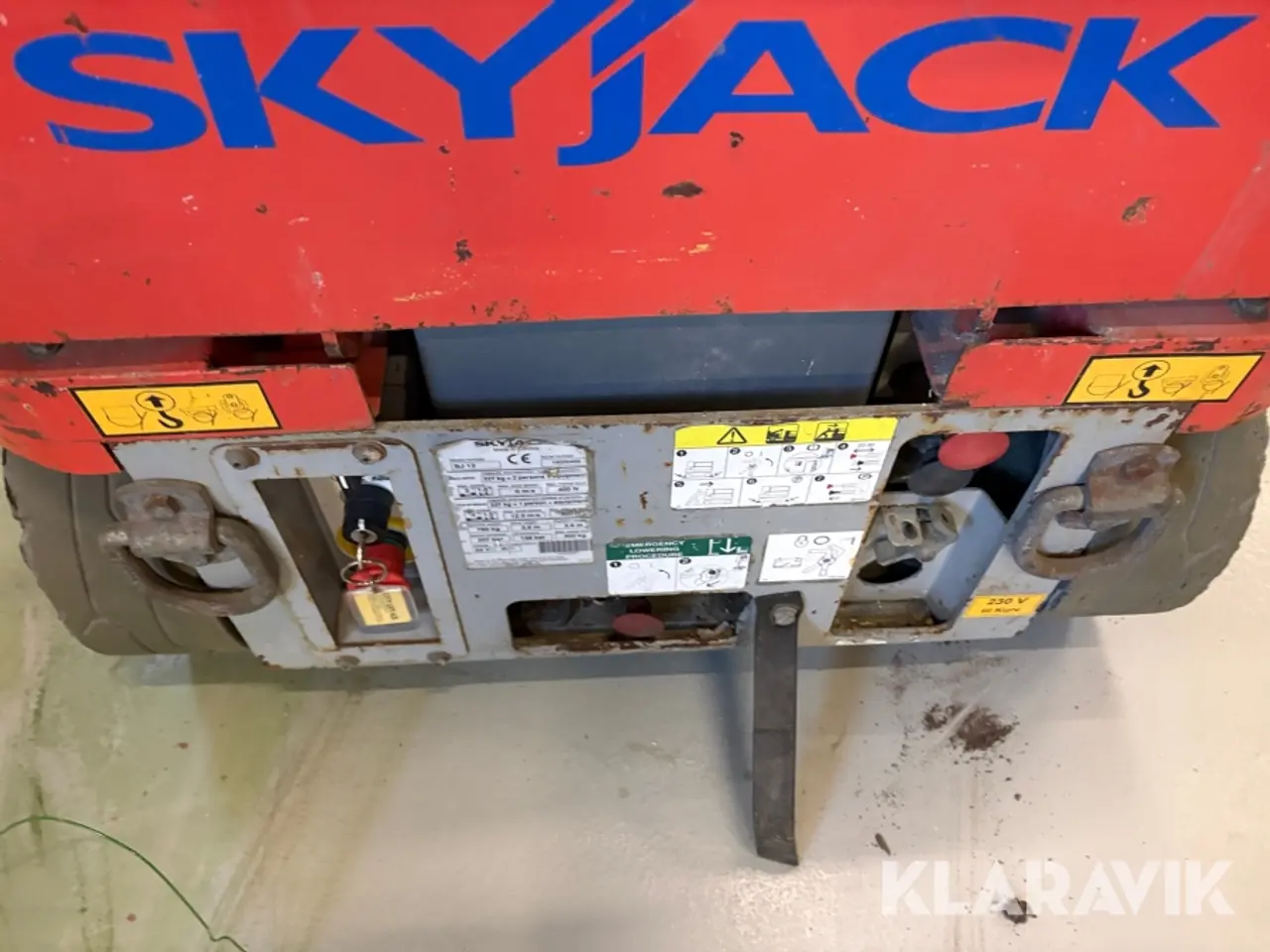 Billede 11 - Ensøjlelift Skyjack SJ12